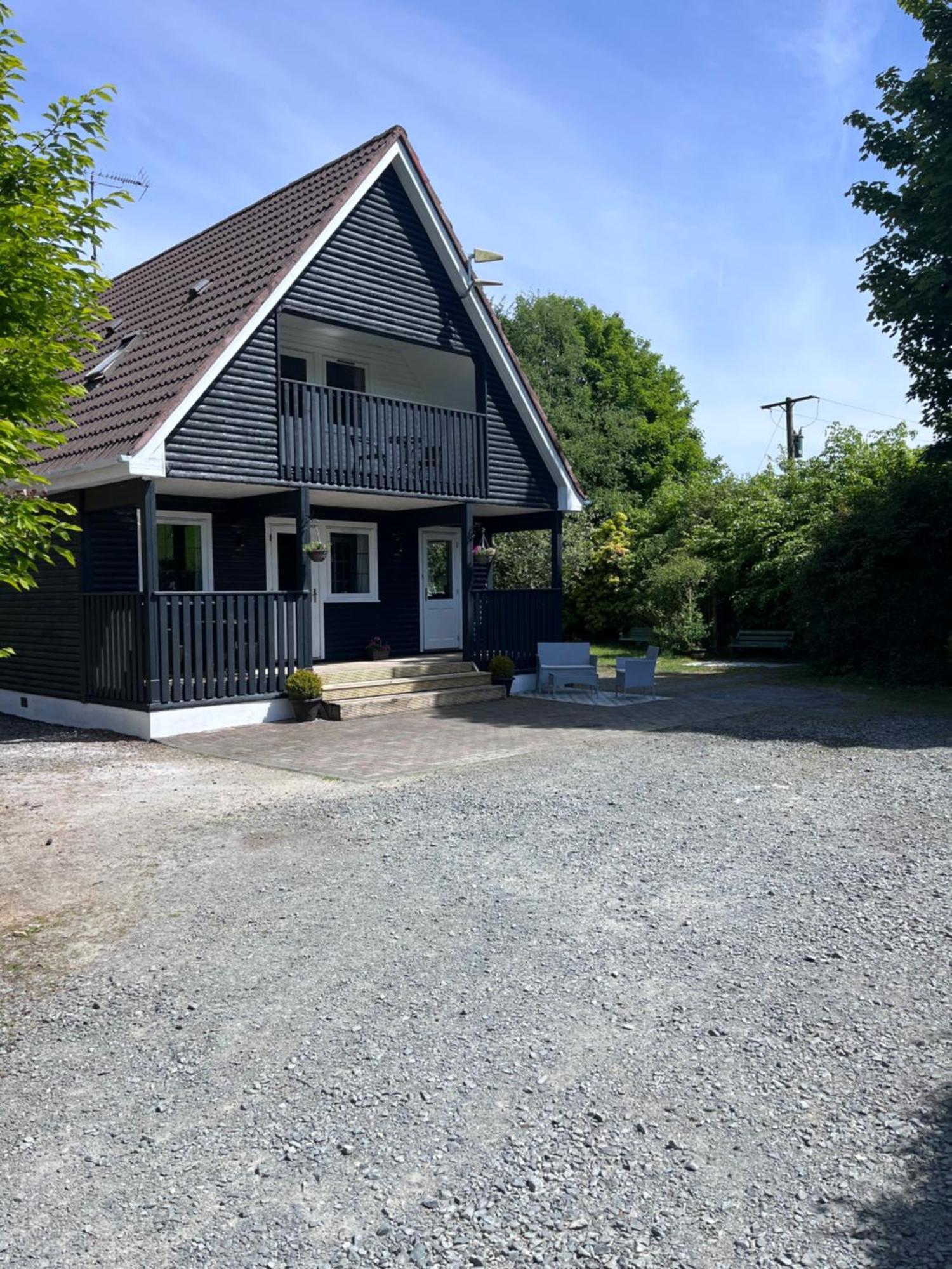 Cosy Lakeside Chalet With Option To Add Private Hot Tub Duneena Exterior foto